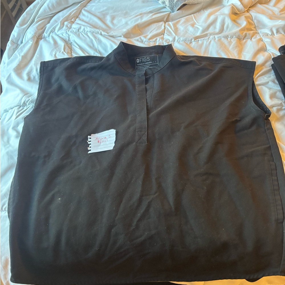 FIGS Rafaela Oversized Scrub Top